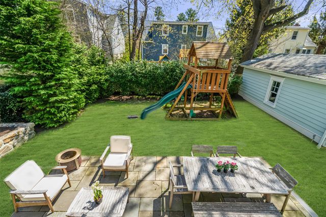 15 Bayard Street, Larchmont, NY 10538