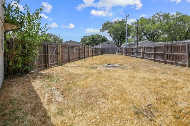 503 Thornton Court, College Station, TX 77840