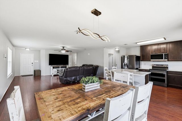 1637 Dream Catcher Way, Krum, TX 76249