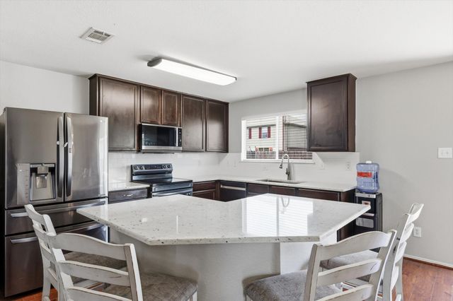 1637 Dream Catcher Way, Krum, TX 76249