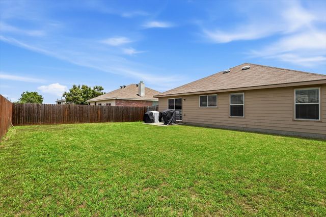 1637 Dream Catcher Way, Krum, TX 76249