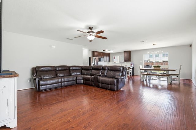 1637 Dream Catcher Way, Krum, TX 76249