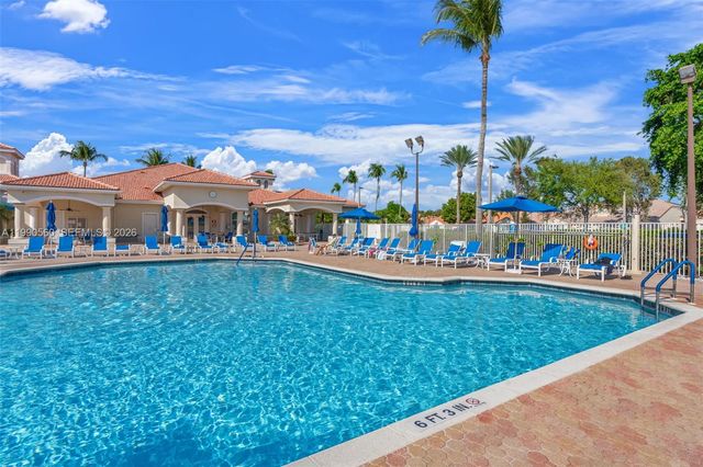 15465 Lake Magnolia Place, Delray Beach, FL 33484