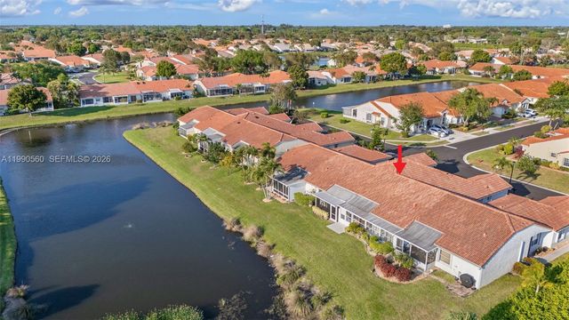 15465 Lake Magnolia Place, Delray Beach, FL 33484