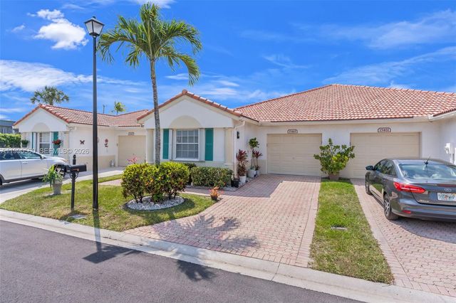 15465 Lake Magnolia Place, Delray Beach, FL 33484