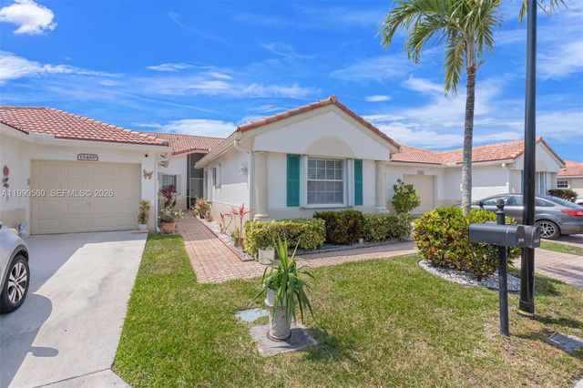 15465 Lake Magnolia Place, Delray Beach, FL 33484