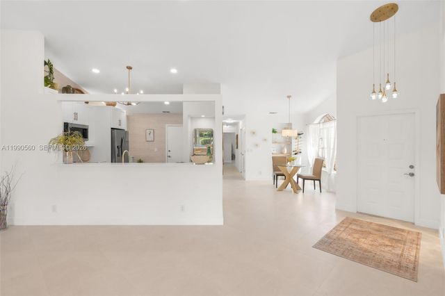 15465 Lake Magnolia Place, Delray Beach, FL 33484