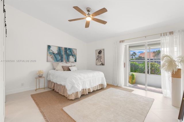 15465 Lake Magnolia Place, Delray Beach, FL 33484