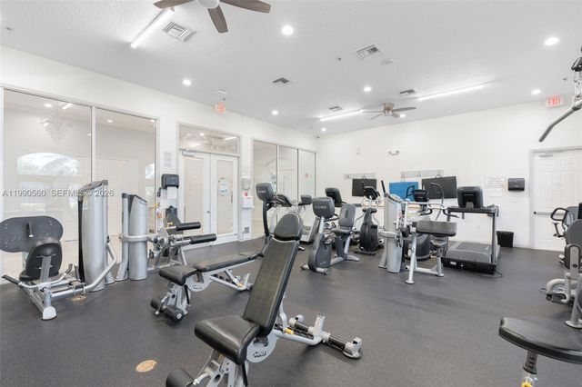 15465 Lake Magnolia Place, Delray Beach, FL 33484