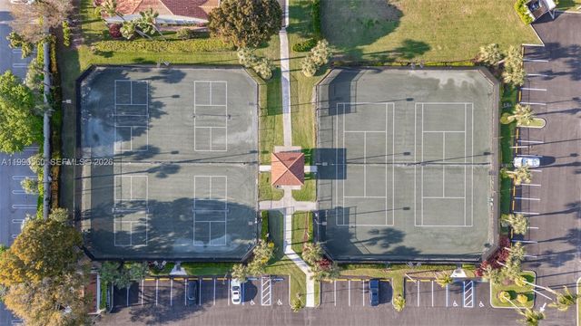 15465 Lake Magnolia Place, Delray Beach, FL 33484