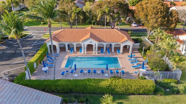 15465 Lake Magnolia Place, Delray Beach, FL 33484
