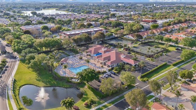 15465 Lake Magnolia Place, Delray Beach, FL 33484