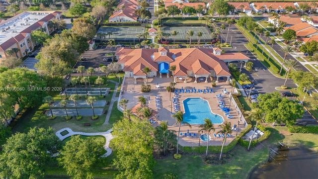 15465 Lake Magnolia Place, Delray Beach, FL 33484