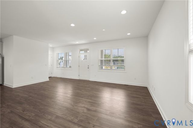 628 Overby Bend Rd, Richmond, VA 23222