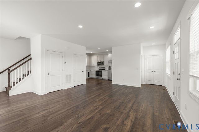 628 Overby Bend Rd, Richmond, VA 23222