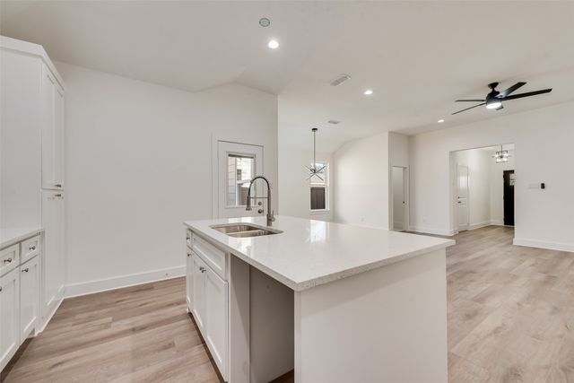 2247 Garden Drive, Dallas, TX 75215