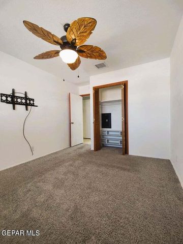 10077 Kirwood, El Paso, TX 79924