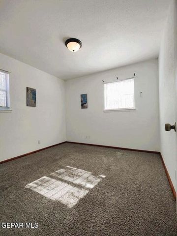 10077 Kirwood, El Paso, TX 79924