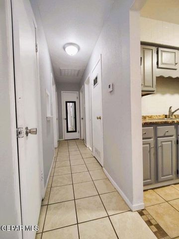 10077 Kirwood, El Paso, TX 79924