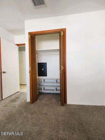 10077 Kirwood, El Paso, TX 79924