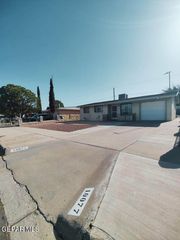 10077 Kirwood, El Paso, TX 79924