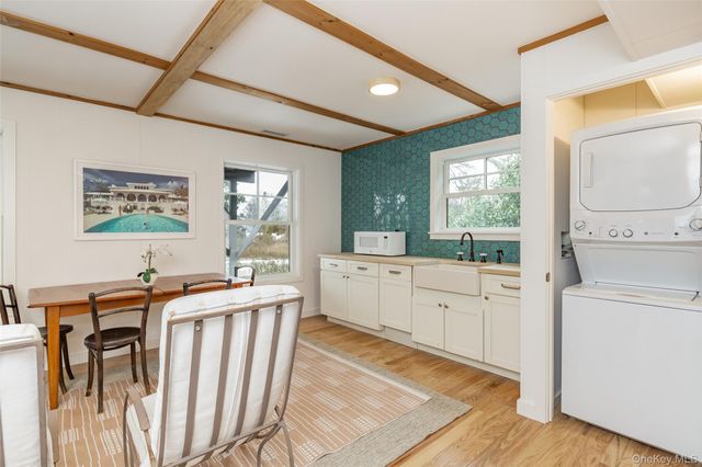 9 Helens Lane, Southampton, NY 11968