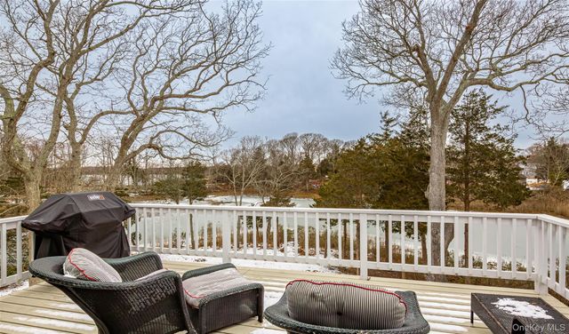 9 Helens Lane, Southampton, NY 11968