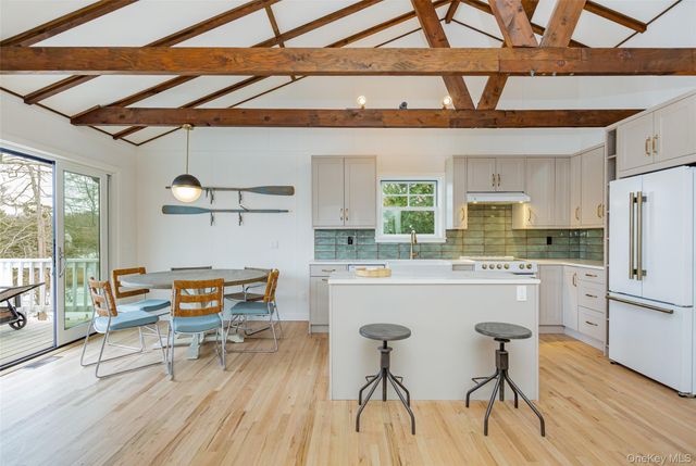 9 Helens Lane, Southampton, NY 11968