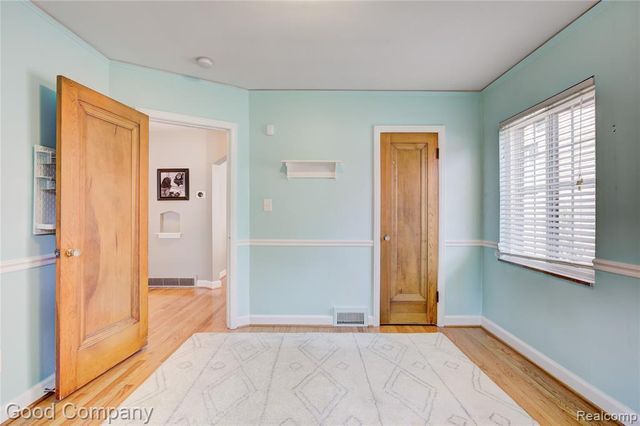 1422 Edgewood Drive, Royal Oak, MI 48067