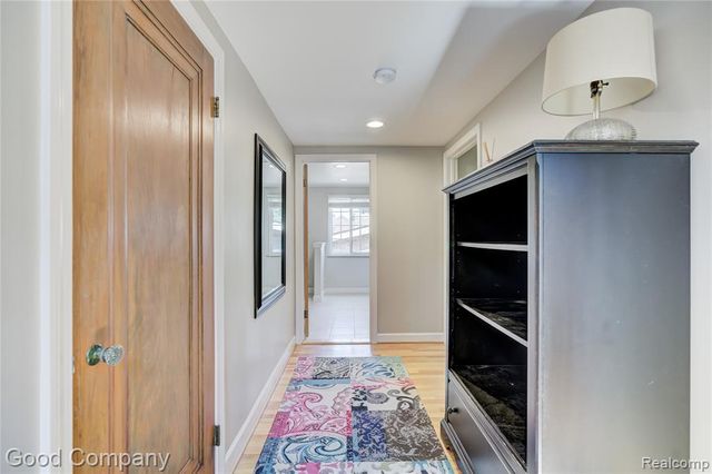 1422 Edgewood Drive, Royal Oak, MI 48067