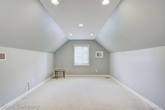 1422 Edgewood Drive, Royal Oak, MI 48067