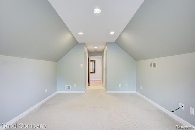 1422 Edgewood Drive, Royal Oak, MI 48067