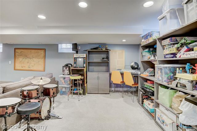 1422 Edgewood Drive, Royal Oak, MI 48067