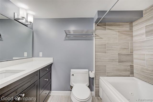 1422 Edgewood Drive, Royal Oak, MI 48067