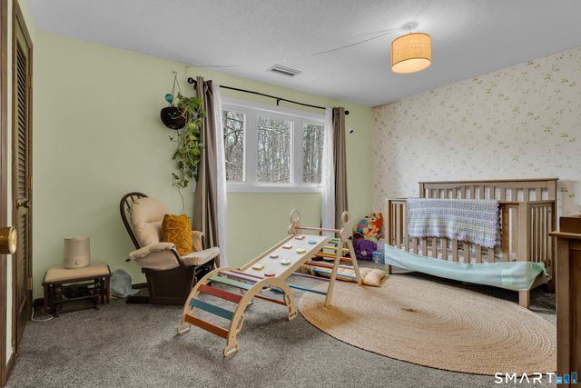 180 Skyview Drive 180, Cromwell, CT 06416