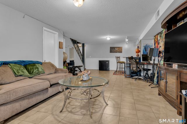 180 Skyview Drive 180, Cromwell, CT 06416