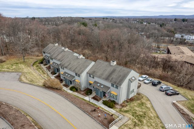 180 Skyview Drive 180, Cromwell, CT 06416