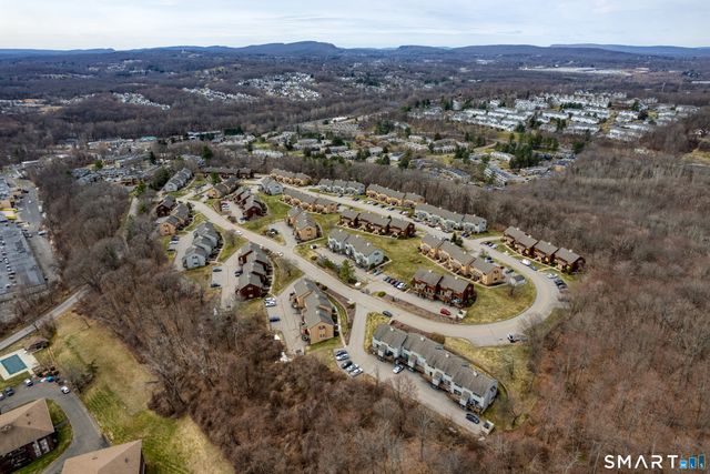 180 Skyview Drive 180, Cromwell, CT 06416