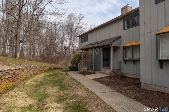 180 Skyview Drive 180, Cromwell, CT 06416