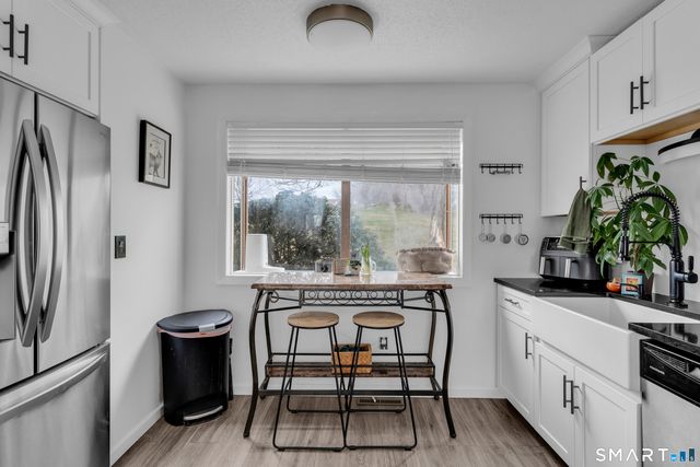 180 Skyview Drive 180, Cromwell, CT 06416