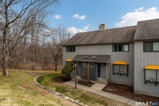 180 Skyview Drive 180, Cromwell, CT 06416