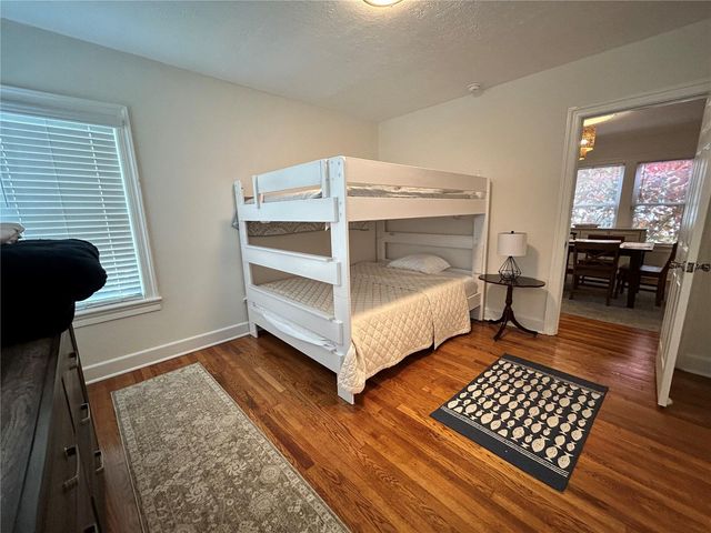 701 29TH AVENUE N, St Petersburg, FL 33704