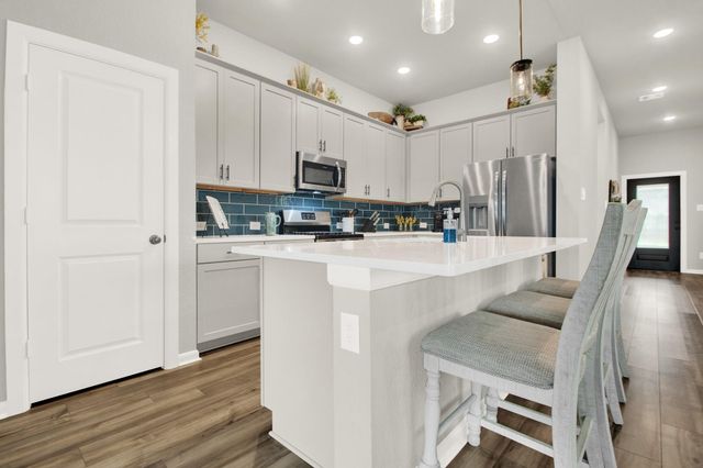 1338 Lakeside Creek Road, Magnolia, TX 77354