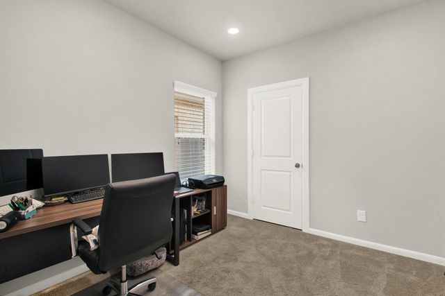 1338 Lakeside Creek Road, Magnolia, TX 77354