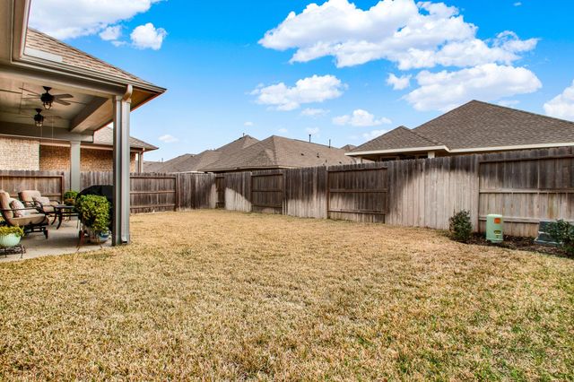 1338 Lakeside Creek Road, Magnolia, TX 77354