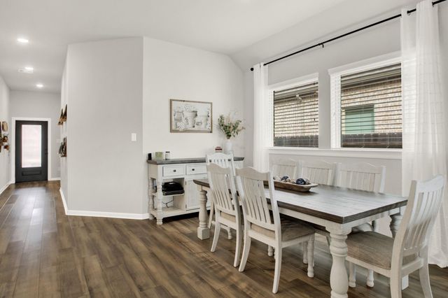 1338 Lakeside Creek Road, Magnolia, TX 77354