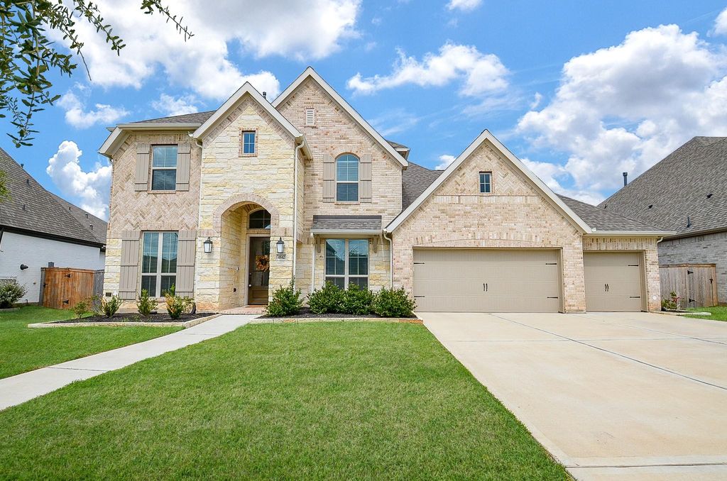 4842 Parkgate Avenue, Fulshear, TX 77441
