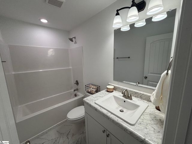 313 S Lee Street, Chesnee, SC 29323