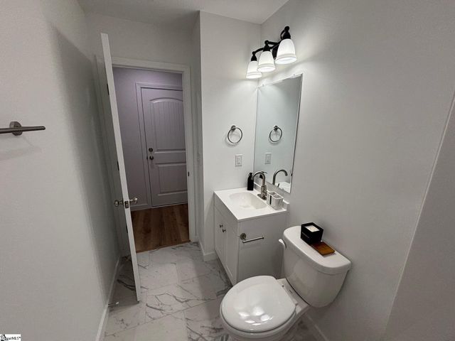 313 S Lee Street, Chesnee, SC 29323