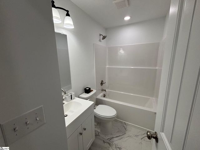 313 S Lee Street, Chesnee, SC 29323